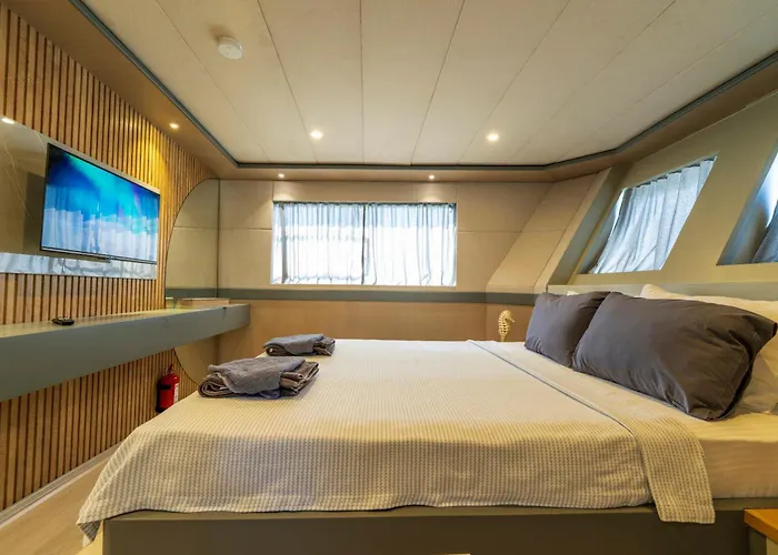 Explorer Yacht פאטהיה